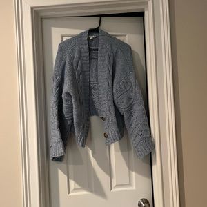 FOR LOVE AND LEMONS CROPPED SWEATER WITH WIDE SLEEVES!